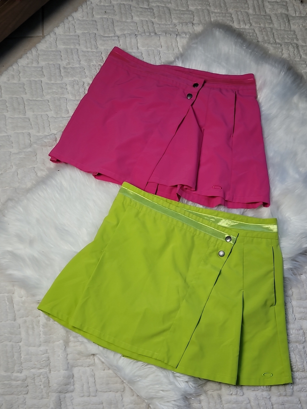 Oakley Pink And Green Tennis Skorts Lot / SZ 6